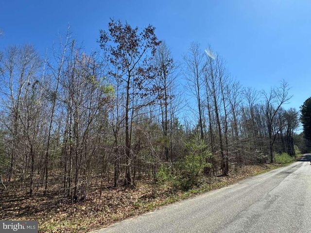 4325 GENTRY LN, Bumpass, VA 23024