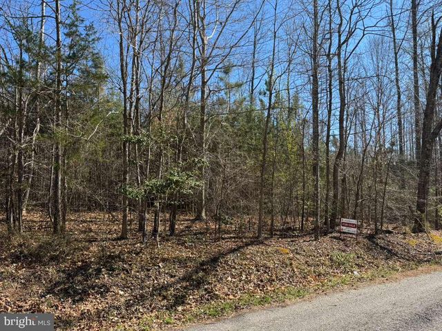 4325 GENTRY LN, Bumpass, VA 23024