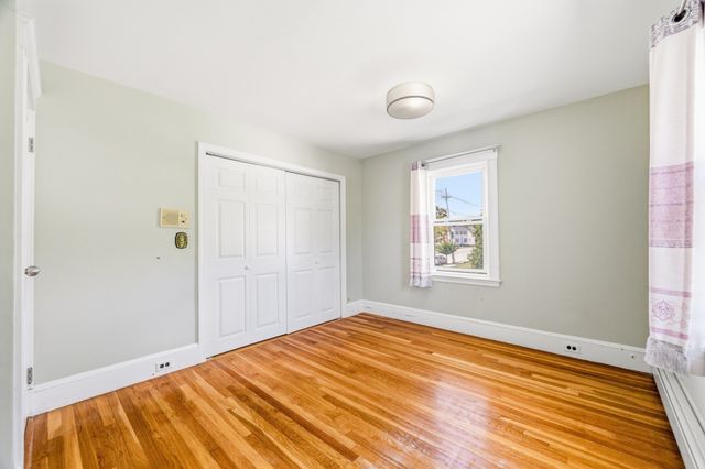 90 Standish Ave, Quincy, MA 02170