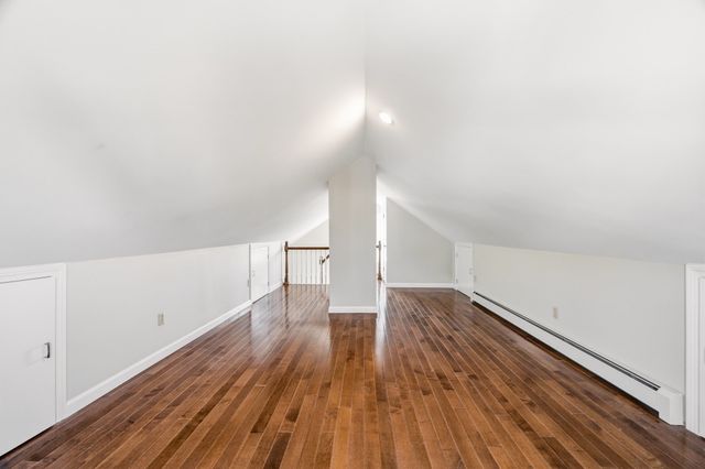 90 Standish Ave, Quincy, MA 02170