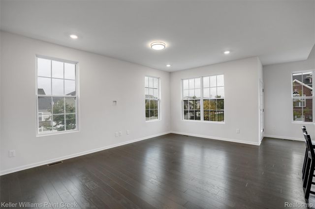 49555 Lantern Way, Canton Charter Township, MI 48188