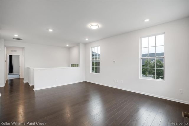 49555 Lantern Way, Canton Charter Township, MI 48188