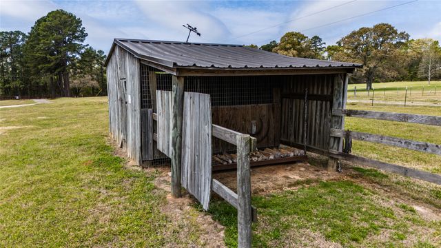 3843 FM 2199, Marshall, TX 75672