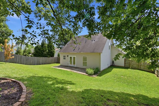 124 Hemingway Place, Georgetown, KY 40324
