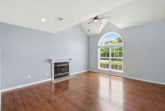 124 Hemingway Place, Georgetown, KY 40324