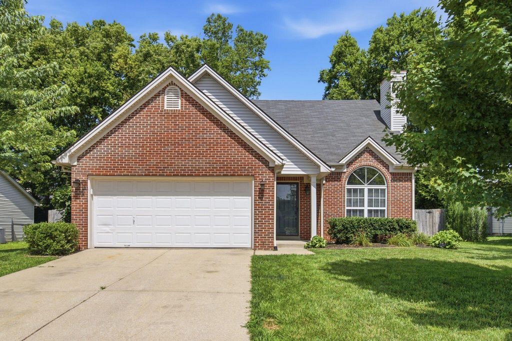 124 Hemingway Place, Georgetown, KY 40324