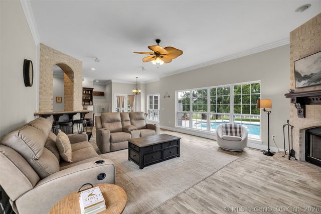600 Laury Lane, Sapulpa, OK 74066