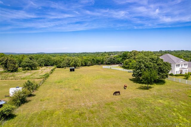 600 Laury Lane, Sapulpa, OK 74066