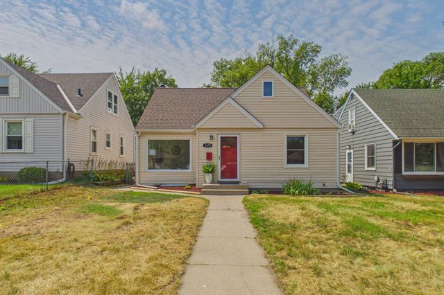 2612 Georgia Avenue S, Saint Louis Park, MN 55426