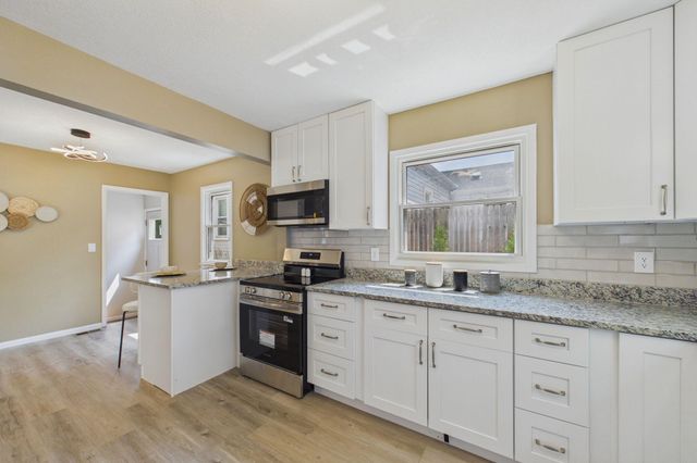 2612 Georgia Avenue S, Saint Louis Park, MN 55426