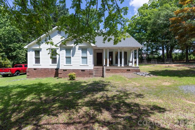 15224 Thomas Road, Charlotte, NC 28278