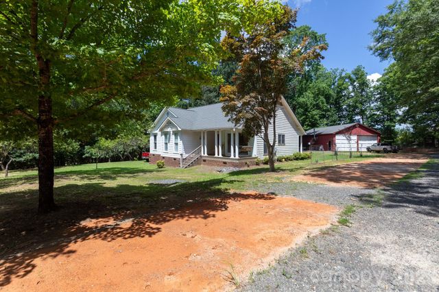 15224 Thomas Road, Charlotte, NC 28278