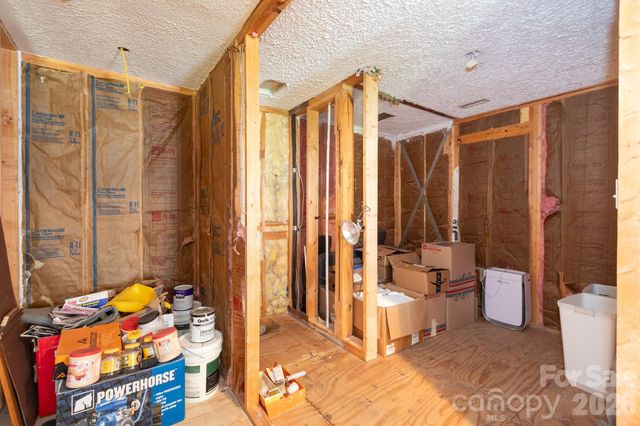 15224 Thomas Road, Charlotte, NC 28278