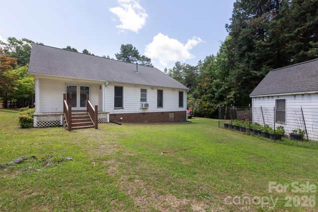 15224 Thomas Road, Charlotte, NC 28278