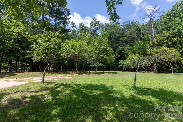 15224 Thomas Road, Charlotte, NC 28278