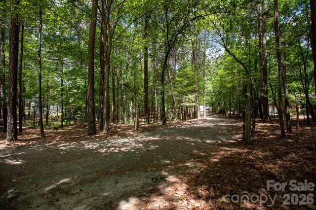15224 Thomas Road, Charlotte, NC 28278