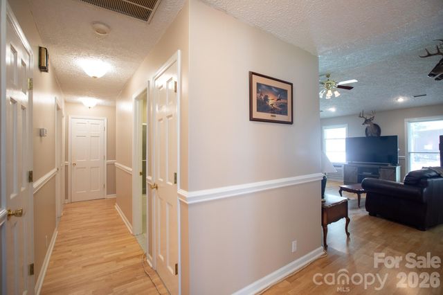 15224 Thomas Road, Charlotte, NC 28278