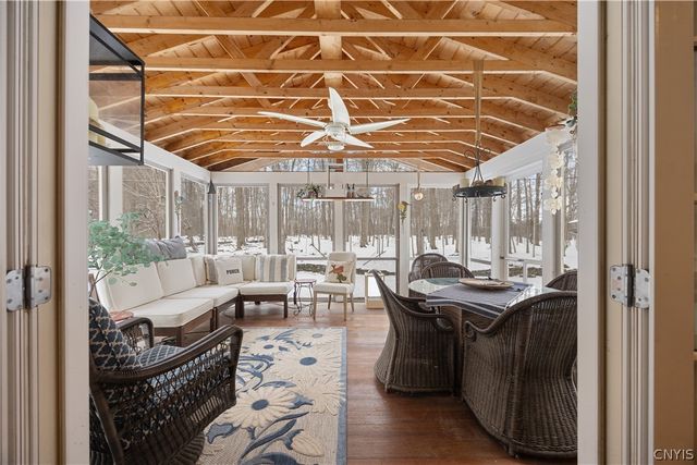 15 Edgewood Parkway, Manlius, NY 13066