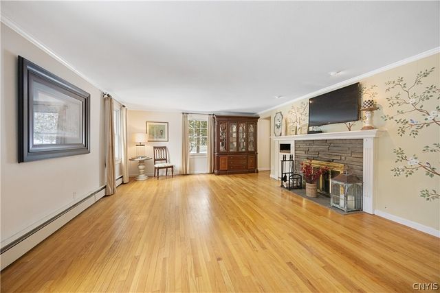 15 Edgewood Parkway, Manlius, NY 13066