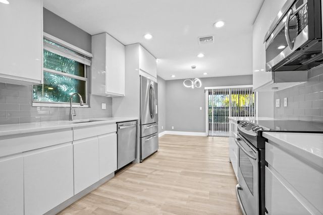 17376 Sentimental Journey 12, Jupiter, FL 33458