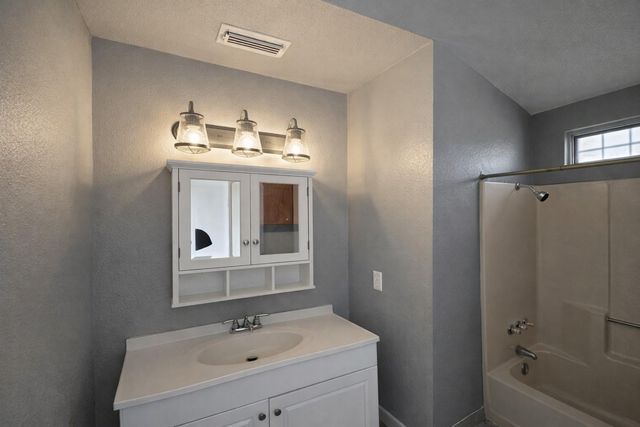 6901 Shannon DR, Austin, TX 78724