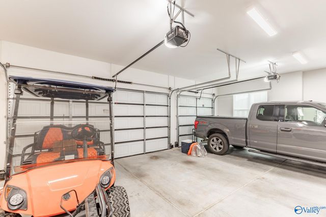 23173 Sawgrass Drive, Athens, AL 35613