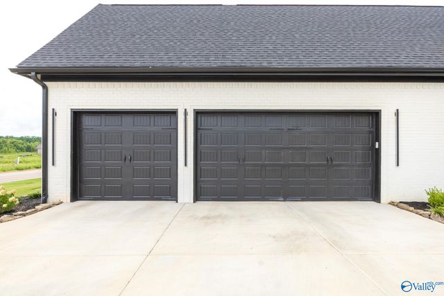 23173 Sawgrass Drive, Athens, AL 35613