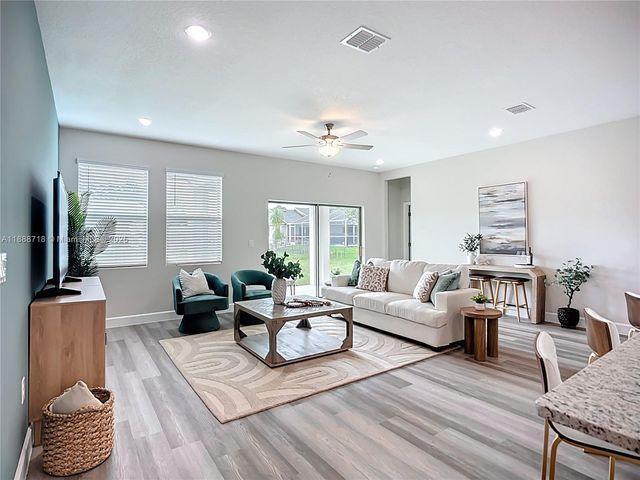 2204 S Biscayne Drive, North Port, FL 34286