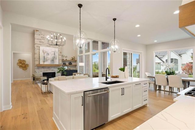 17321 Bluejacket Street, Overland Park, KS 66221