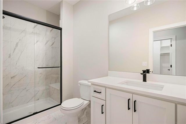 17321 Bluejacket Street, Overland Park, KS 66221