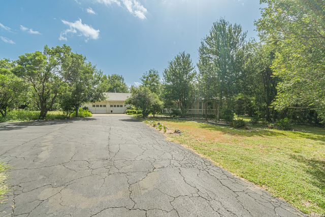 27036 CYNTHIA DR, San Antonio, TX 78266