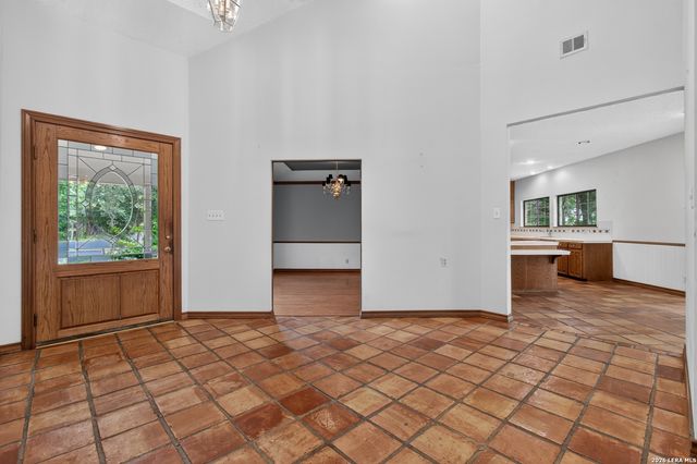 27036 CYNTHIA DR, San Antonio, TX 78266