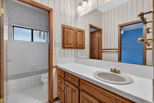 27036 CYNTHIA DR, San Antonio, TX 78266