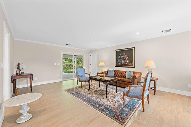 11785 Lake Shore Place, North Palm Beach, FL 33408