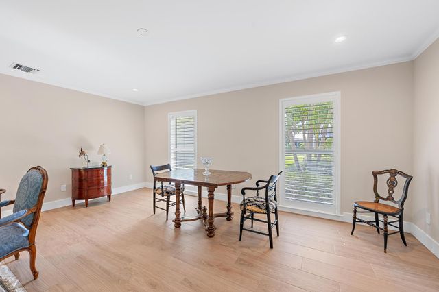 11785 Lake Shore Place, North Palm Beach, FL 33408