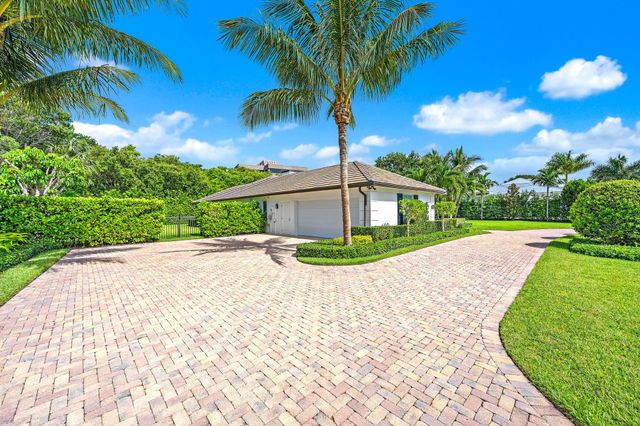 11785 Lake Shore Place, North Palm Beach, FL 33408