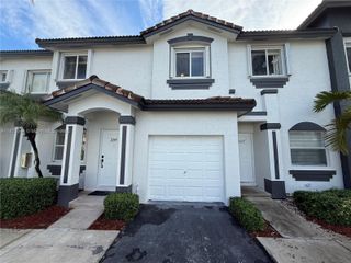 2209 SE 23rd Rd, Homestead, FL 33035