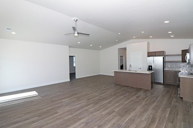 1650 Rusty Rivet Road, Fruita, CO 81521