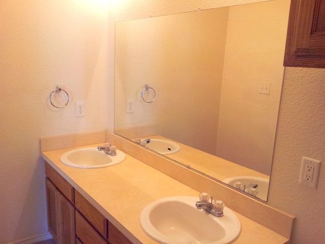208 N Val Verde Circle A, Keene, TX 76059