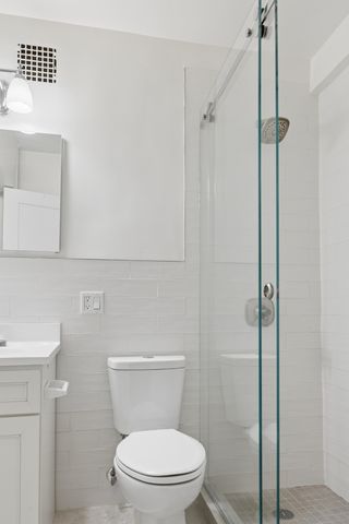 200 E 16th St Apt 4B, New York City, NY 10003