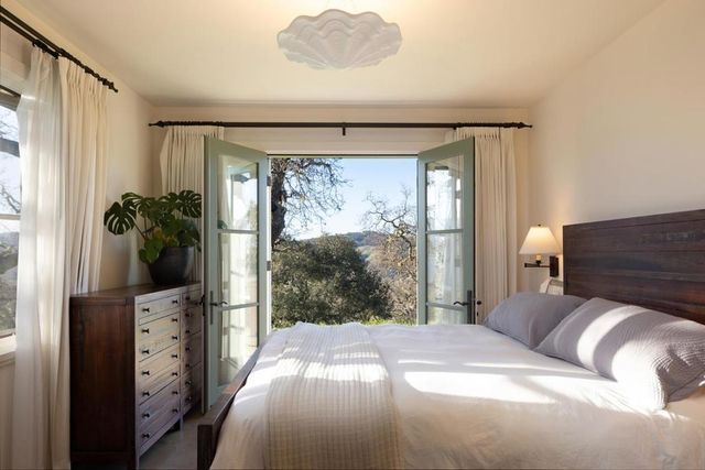 2 Touche, Carmel, CA 93923