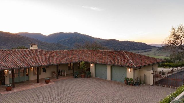 2 Touche, Carmel, CA 93923