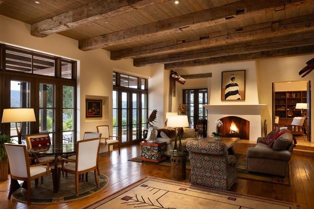 2 Touche, Carmel, CA 93923