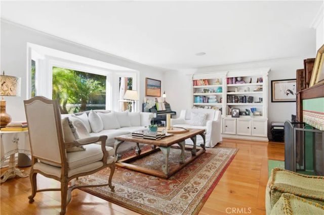 3524 Grand View Boulevard, Los Angeles, CA 90066