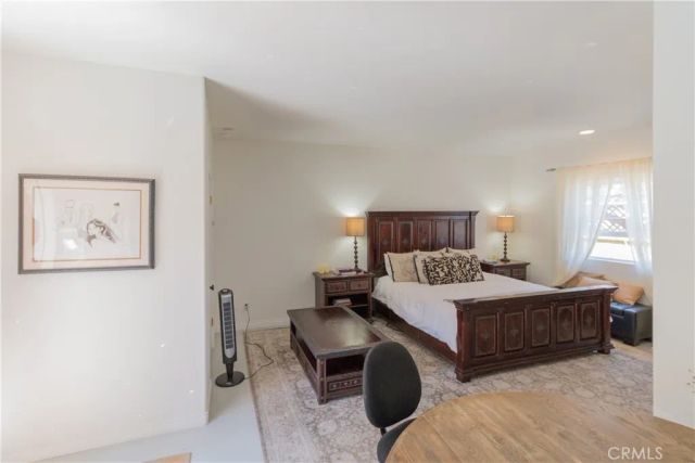 3524 Grand View Boulevard, Los Angeles, CA 90066