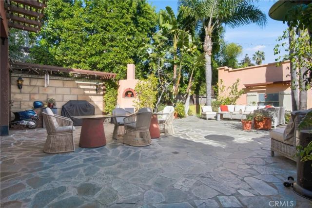 3524 Grand View Boulevard, Los Angeles, CA 90066