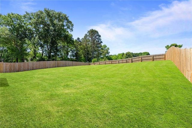 754 Bentwater Way, Hoschton, GA 30548