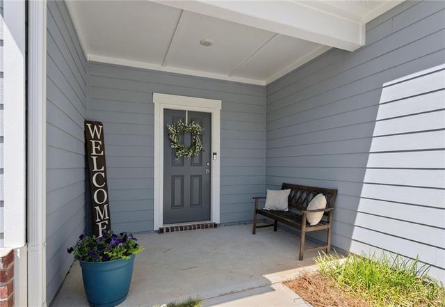754 Bentwater Way, Hoschton, GA 30548