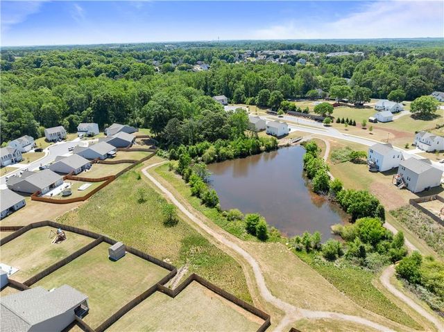 754 Bentwater Way, Hoschton, GA 30548