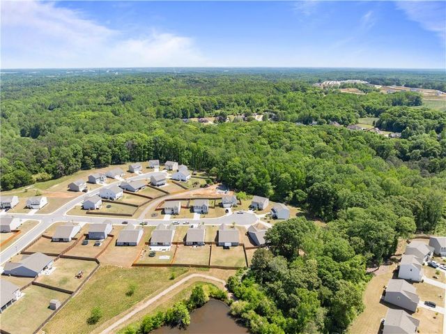 754 Bentwater Way, Hoschton, GA 30548